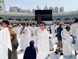 Cerita Unik Yazid, Jemaah Termuda Kloter 09 KNO, Dipermudah Jalankan Ibadah Haji Berkah Membantu Jemaah Lansia