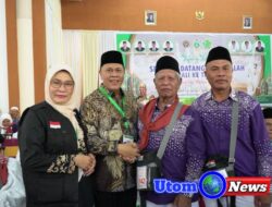 Ketua PPIH dan Wabup Madina Sambut Kedatangan Jemaah Haji Kloter 5 Debarkasi Medan