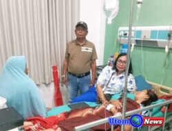 Kehadiran Rekan Media Beri Kekuatan Bagi Istri Hasan Basri Siregar di RSUD Amri Tambunan
