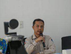 Podcast Cakep di Balkon Hadirkan Komunikasi Publik Adaptif & Modern