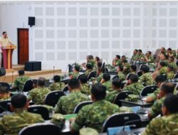 Menteri Pertahanan Sjafrie Sjamsoeddin Beri Motivasi Strategis bagi Perwira Siswa Sesko TNI.