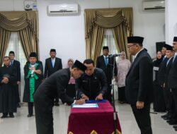 Samsuar Sinaga dilantik Menjadi Sekretaris Dinas Pendidikan  “Bupati Lantik 13 Pejabat Administrator, Pengawas dan Fungsional”