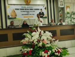 Serah Terima Cahaya Pendidikan: Hj. Hafrida Hanum Lepas Jabatan Kepsek SMKN 1 Beringin ke Asron Batubara