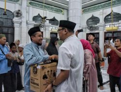 Bantu Anak Anak Kurang Mampu,Safari Ramadan Upaya Pemerintah Dekatkan Diri dengan Masyarakat