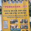Jalan Limau Manis Medan Sinembah Terancam Hancur Total: Rambu Larangan Diabaikan, Kesepakatan Bersama Dilanggar    