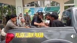 Satpol PP Tangkap Maling Kabel di Plaza Deli Mas, Lubuk Pakam, Pagi Hari Ini