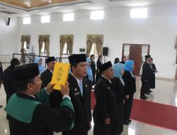 Pelantikan 18 Pejabat,Novelita Sitorus Dipercaya Pindah “Kursi”, Kartini Nainggolan Terima Estafet     Sekda Tekankan Amanah dan Profesionalisme ASN