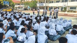 Ketua Lembaga Perlindungan Anak Bekali Ratusan Siswa SMA Negeri 1 Lubuk Pakam Menjadi “Pahlawan Digital” dalam MPLS