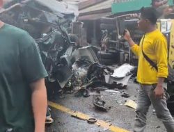 Truk Fuso Rem Blong Tabrak 8 Kendaraan, Arus Medan-Berastagi Sempat Macet